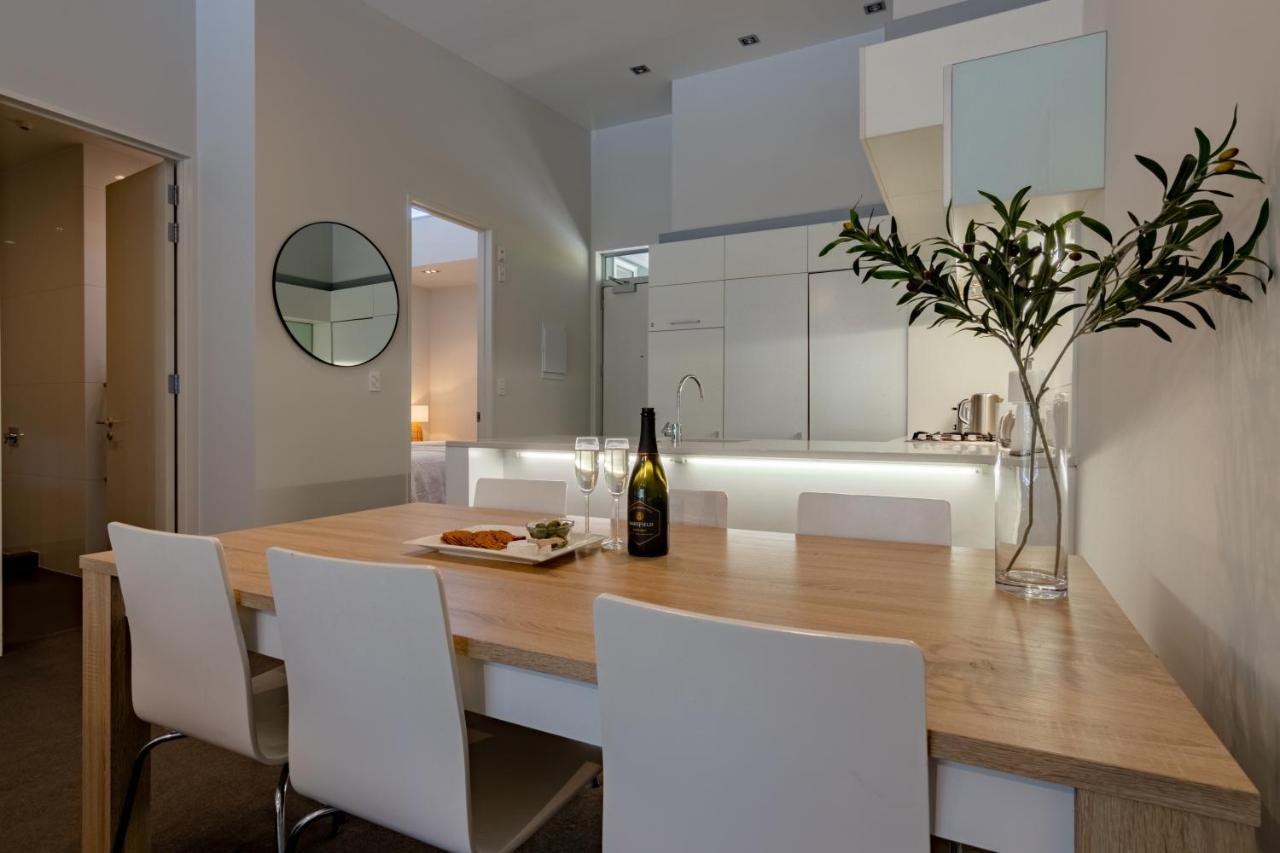 Апартаменты Stylish Haven Luxury Interiors In Prime Location Квинстаун Экстерьер фото