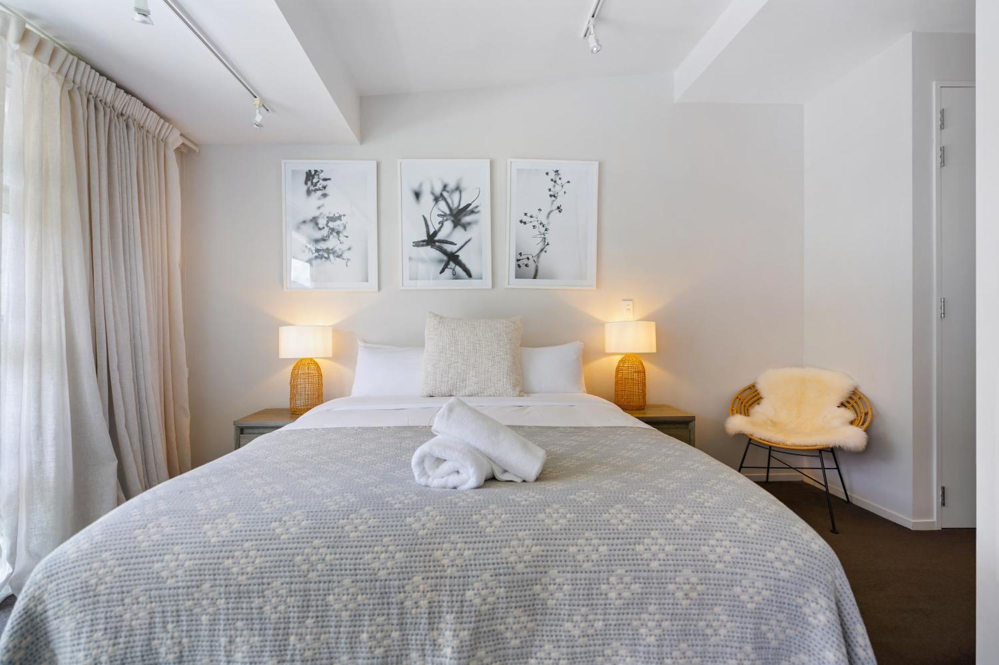 Апартаменты Stylish Haven Luxury Interiors In Prime Location Квинстаун Экстерьер фото